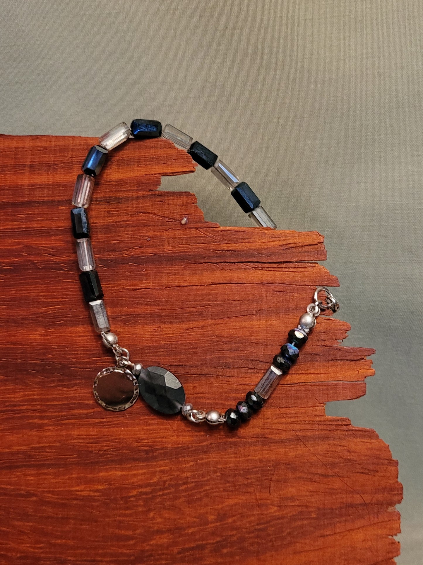 NAVY BLUE AND SMOKE GLASS BRACELET