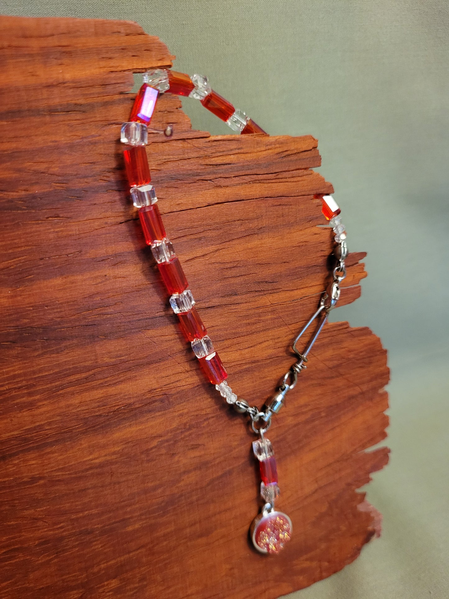 RED AND CLEAR GLASS BEADS WITH "DRUZY" PENDANT