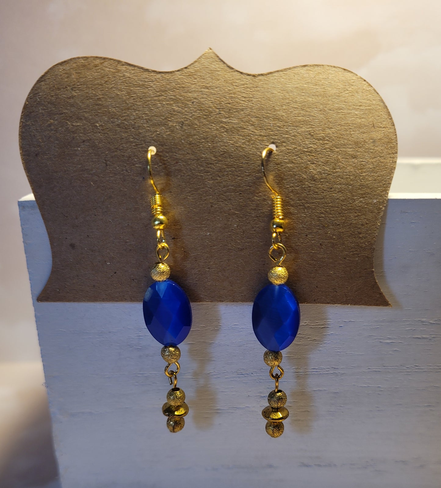 BLUE BEAD EARRINGS.